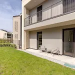 Poolvision Apartment